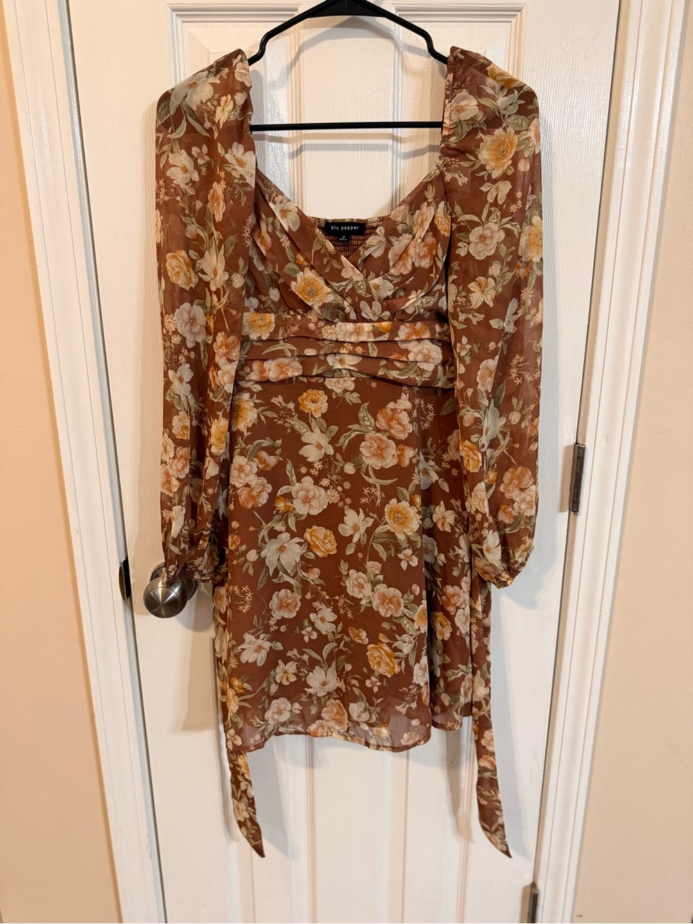 Blu Pepper Floral Brown Long-Sleeve Smocked Women's Dress